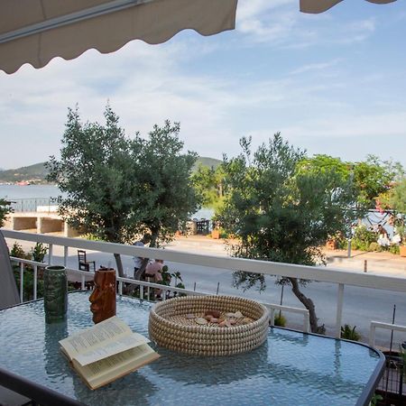 Ferienwohnung Seamoon Néa Péramos Exterior foto