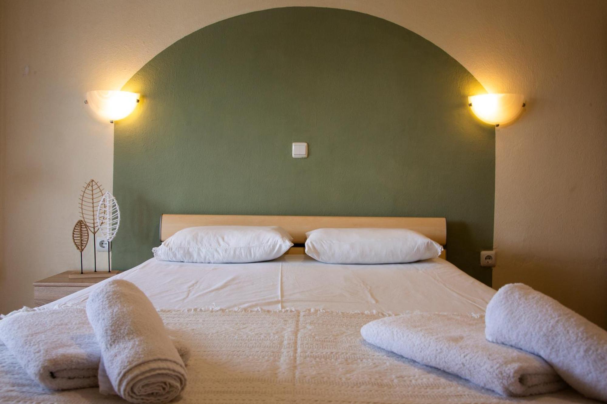 Ferienwohnung Seamoon Néa Péramos Exterior foto